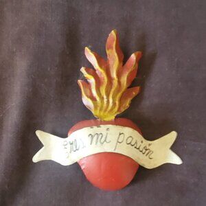 Sacred Heart Mexican Tin Ornament - Eres mi pasion (You're my passion)